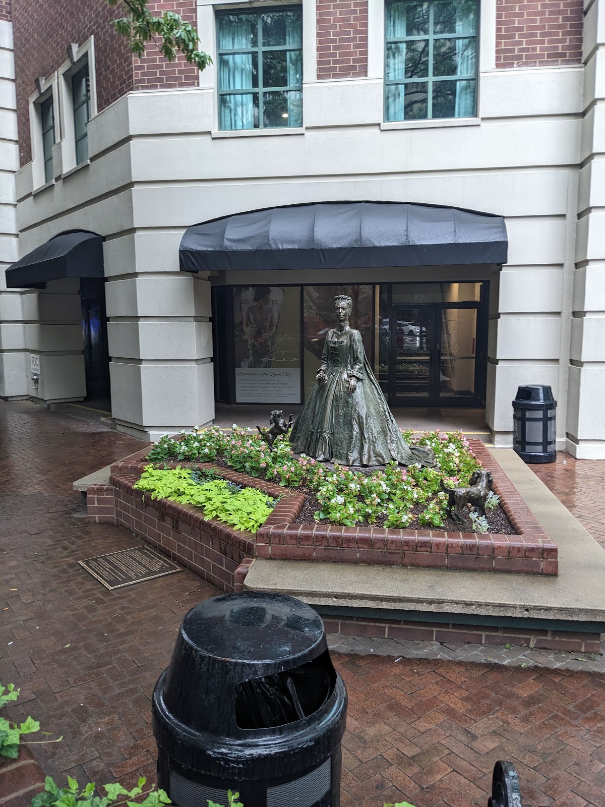 College of 2850 photo 8