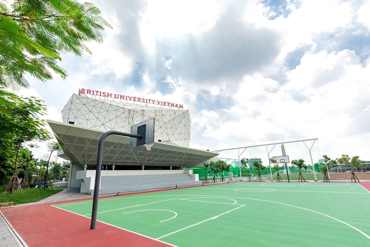 British University Vietnam photo 3