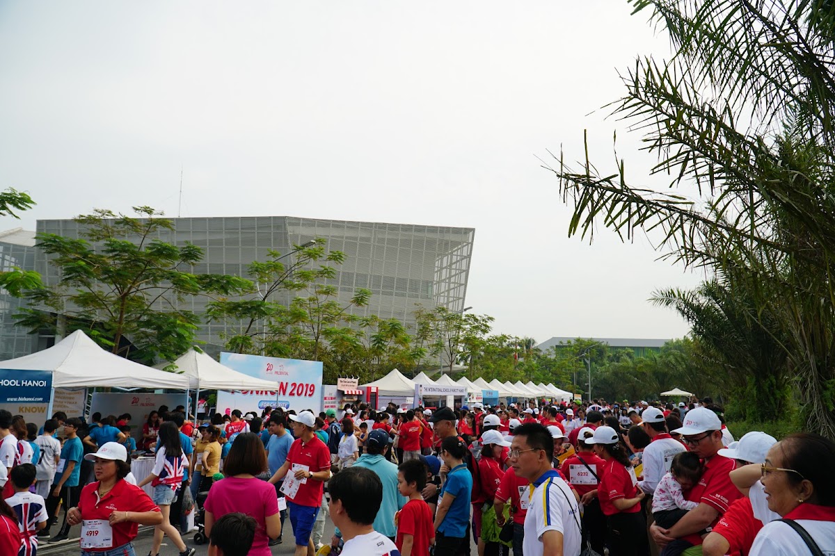 British University Vietnam photo 4