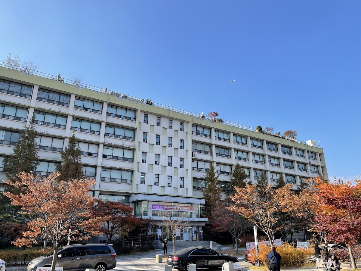 Dongguk University photo 5