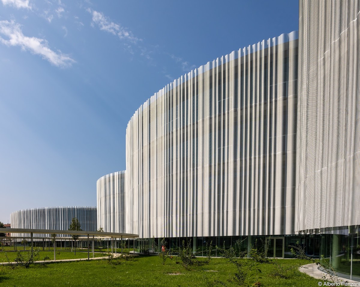 Bocconi University photo 5