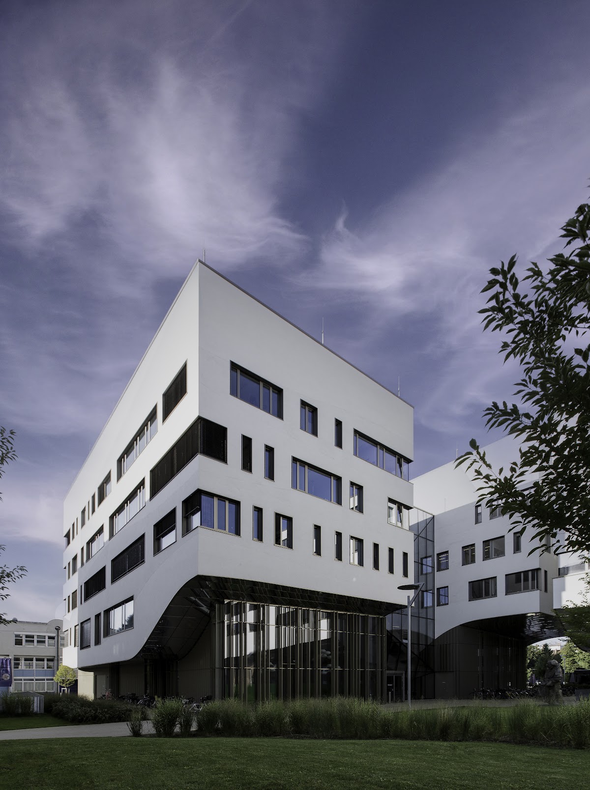 Paracelsus Medical University photo 9