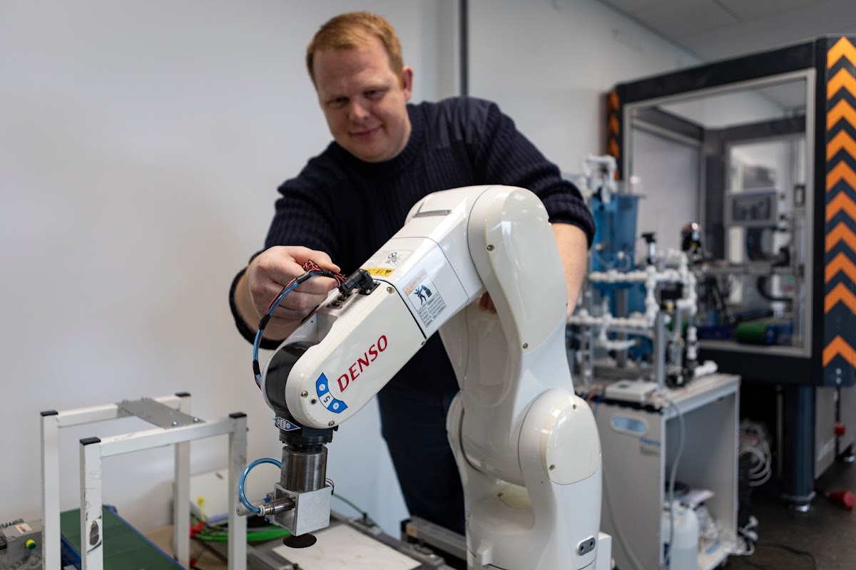 Dania Academy photo 6