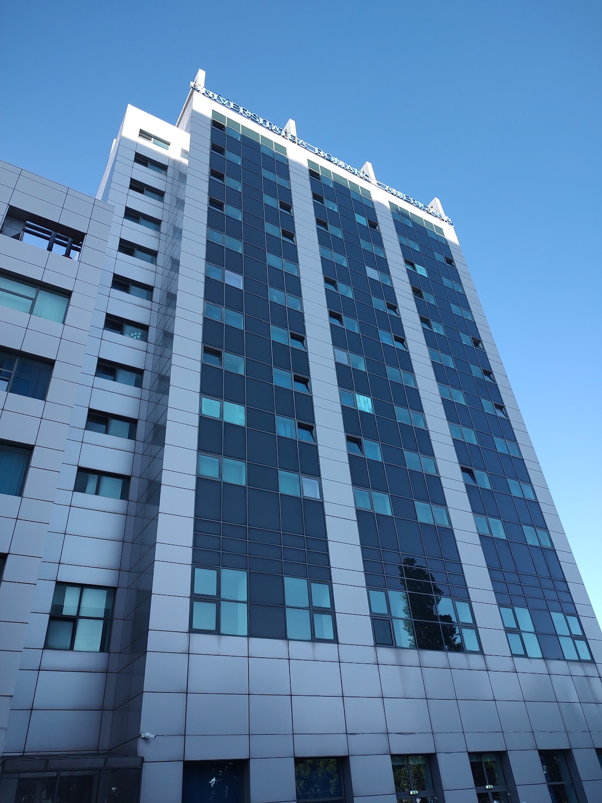 Romanian-American University photo 8