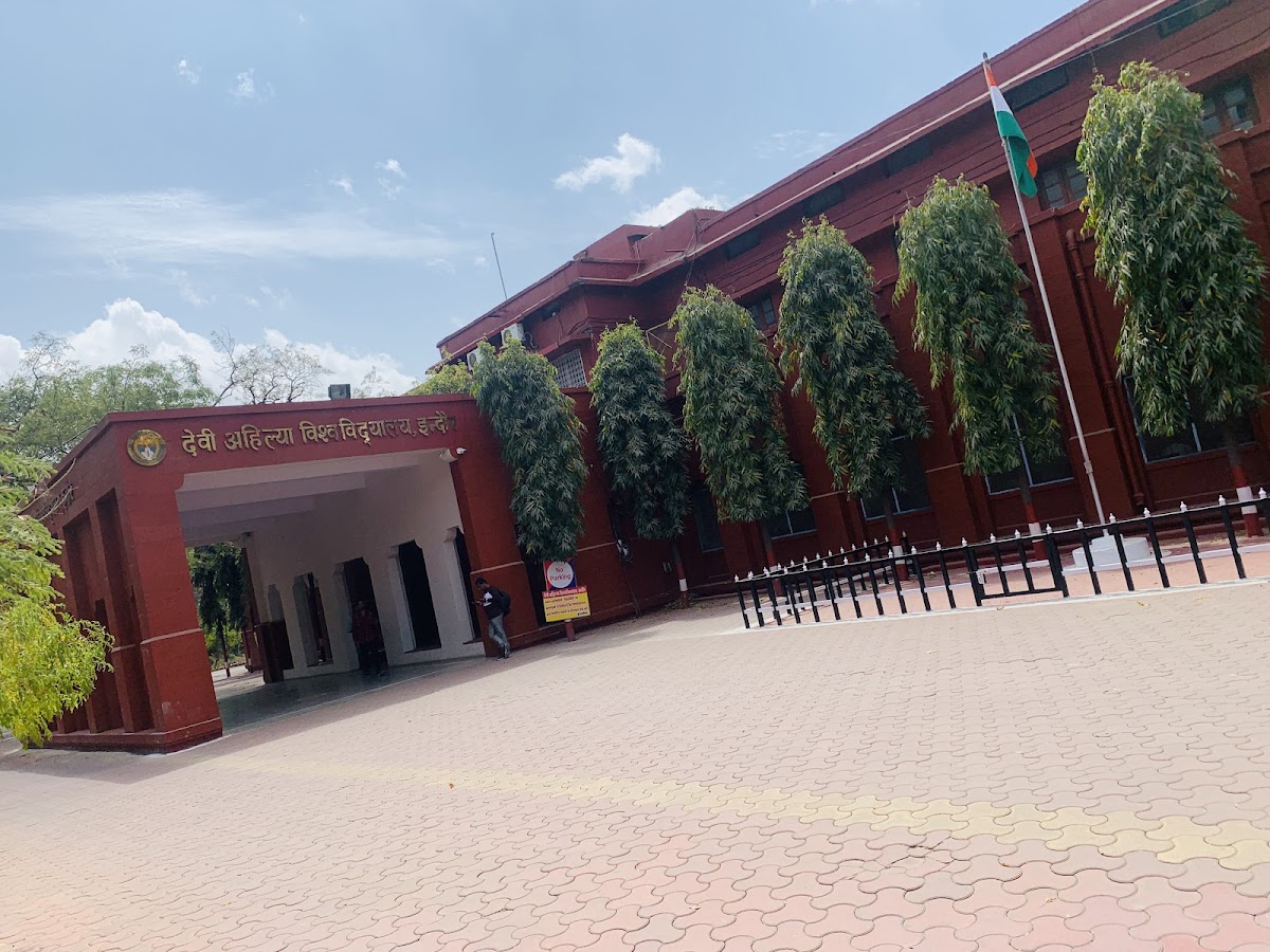 Devi Ahilya Vishwavidyalaya photo 5