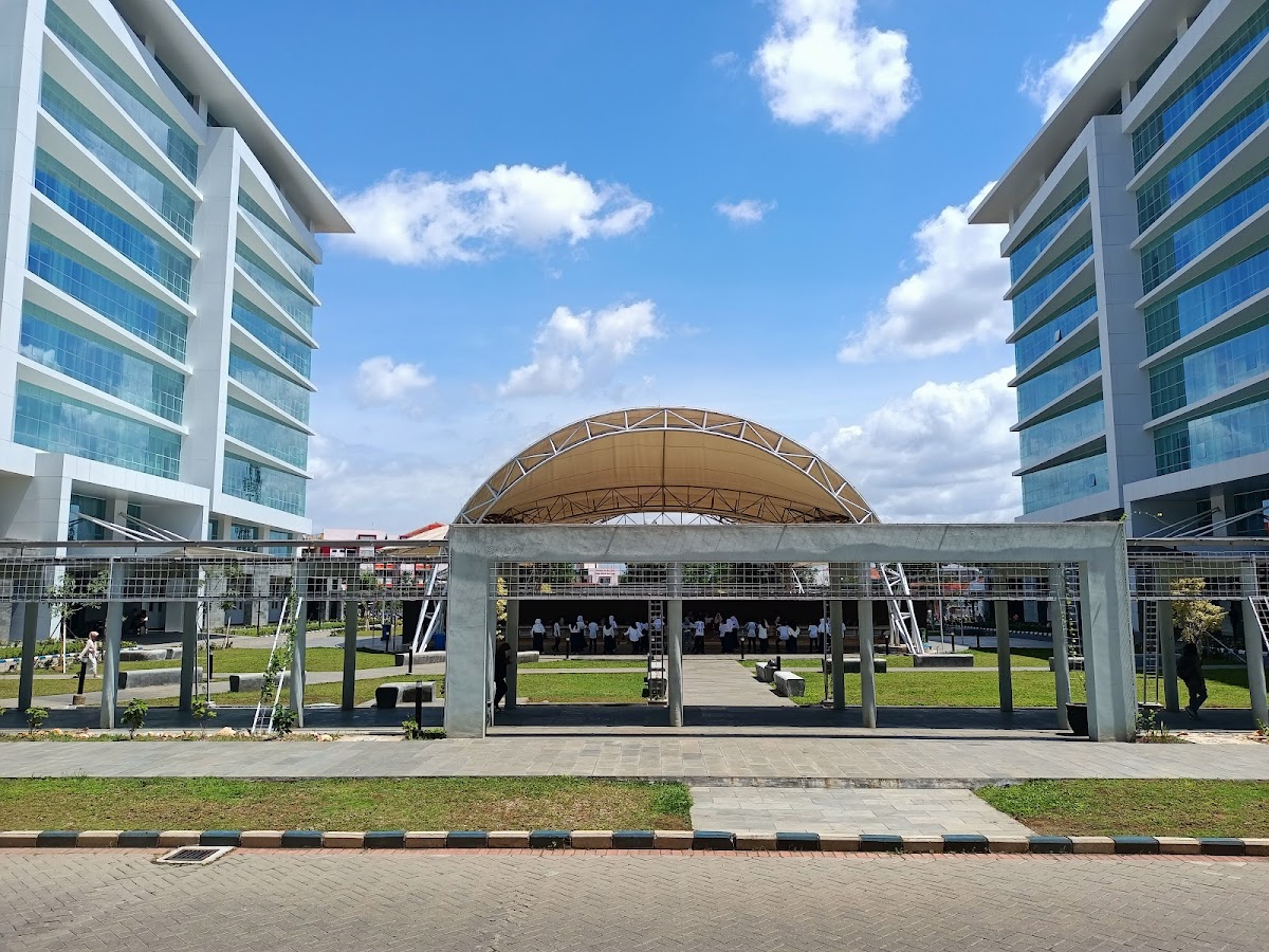 State University of Malang photo 7