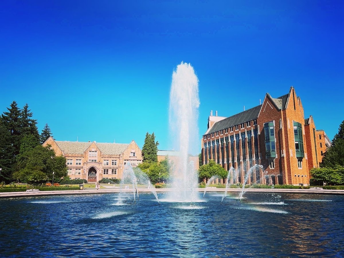 University of 2895 photo 9