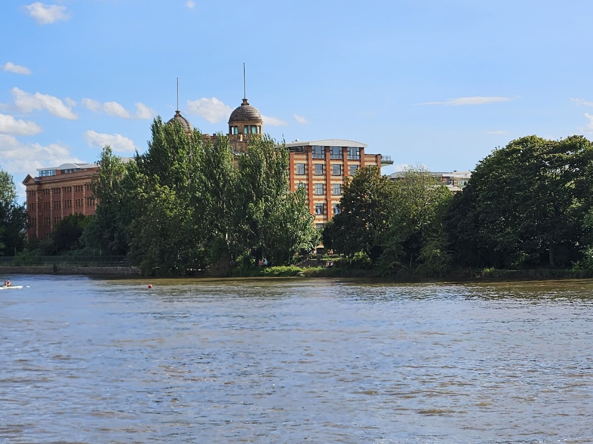 Hammersmith and Fulham University photo 3
