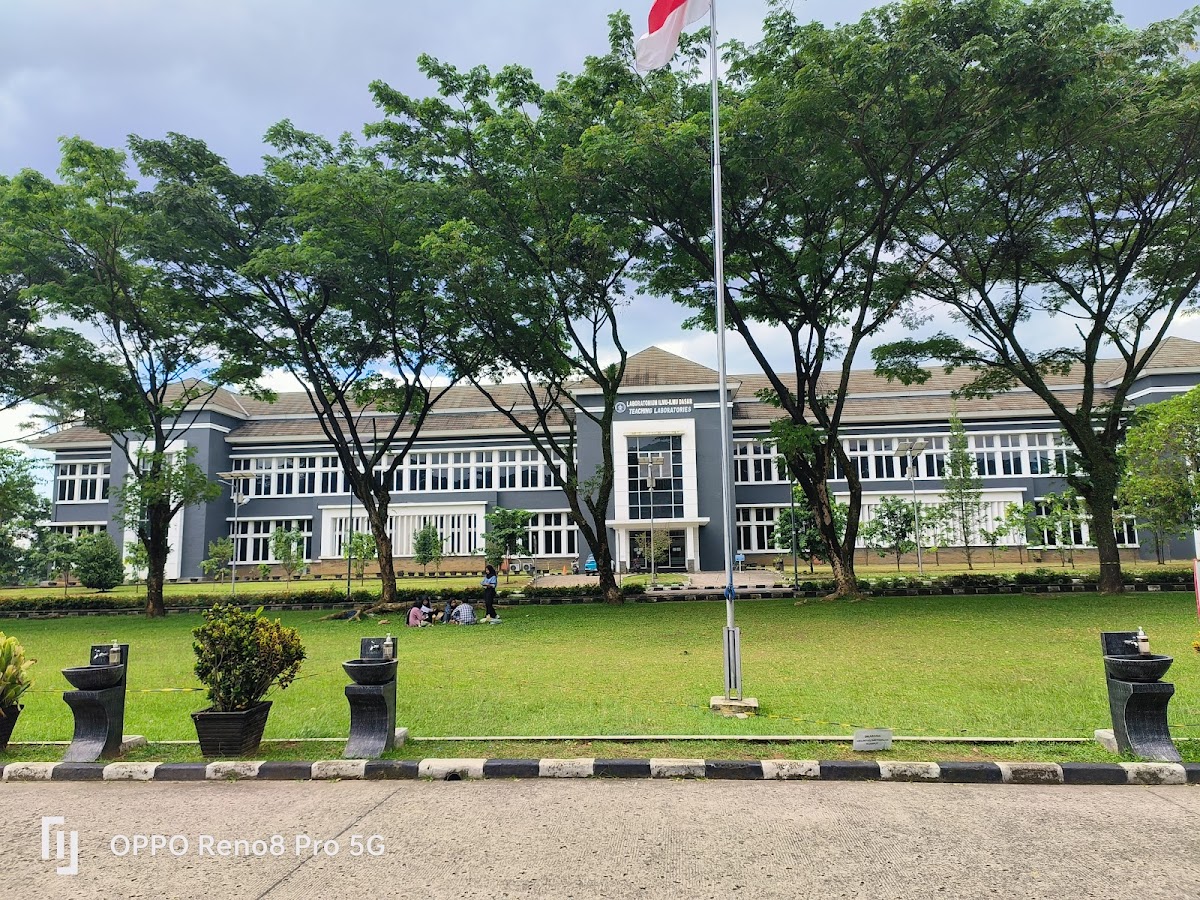 Bogor Agricultural University photo 5