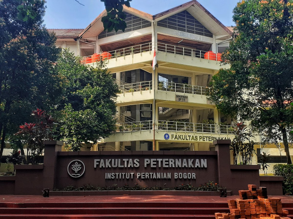 Bogor Agricultural University photo 7