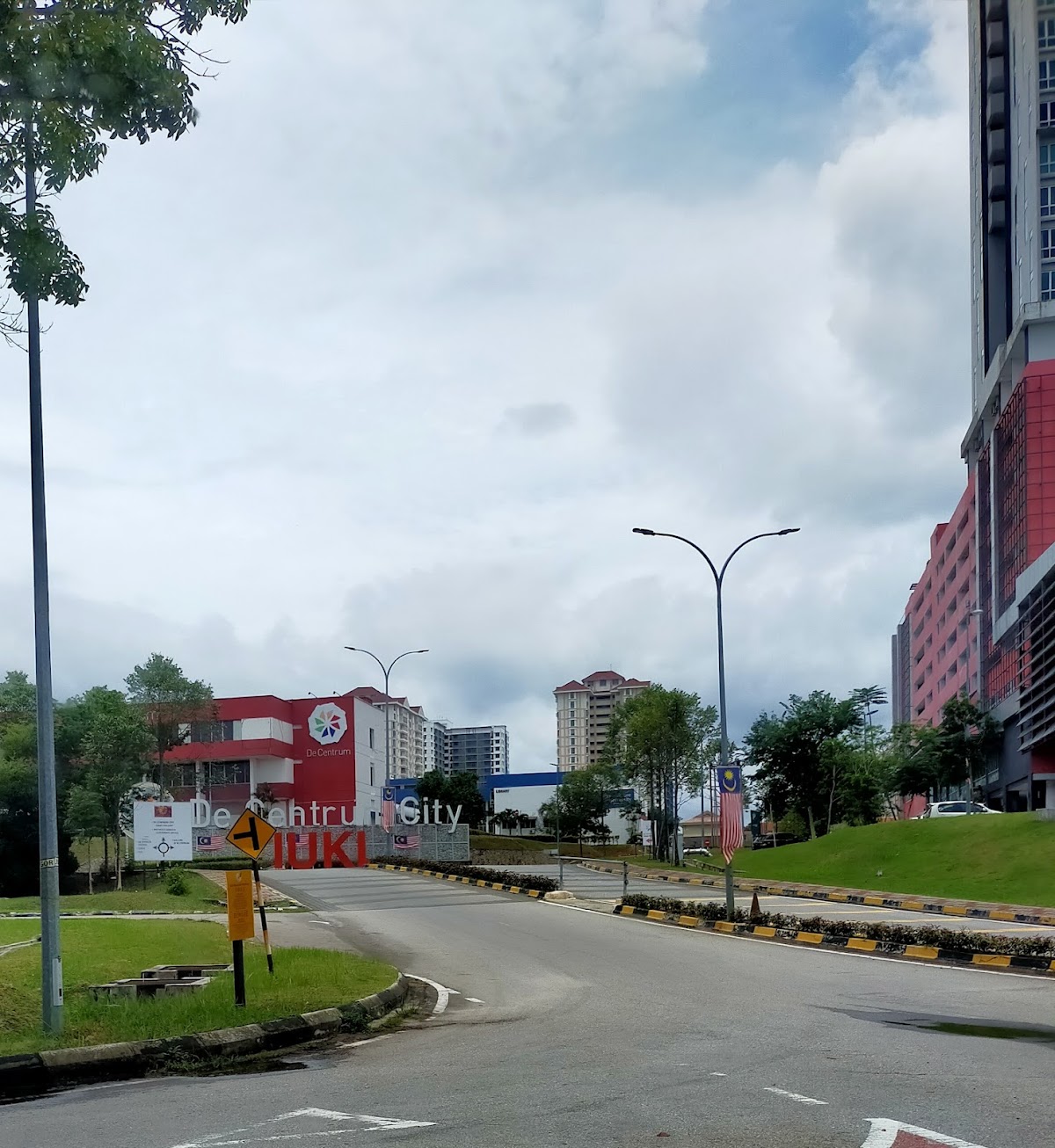 Infrastructure University Kuala Lumpur photo 8