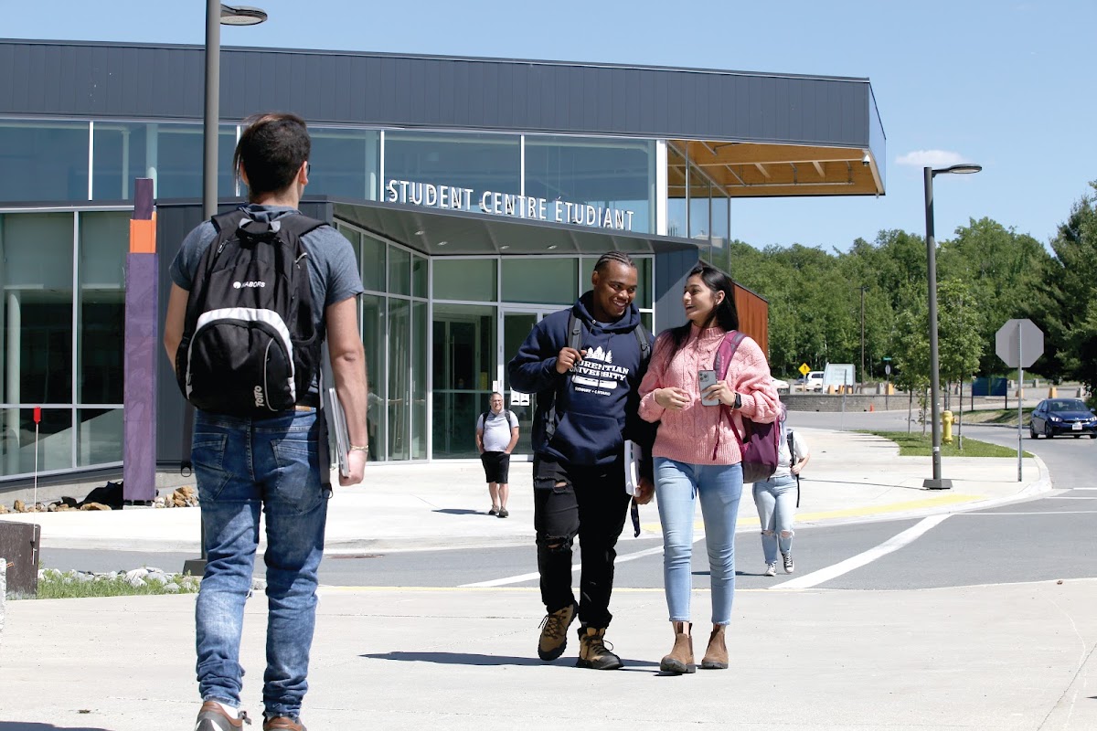 Laurentian University photo 6