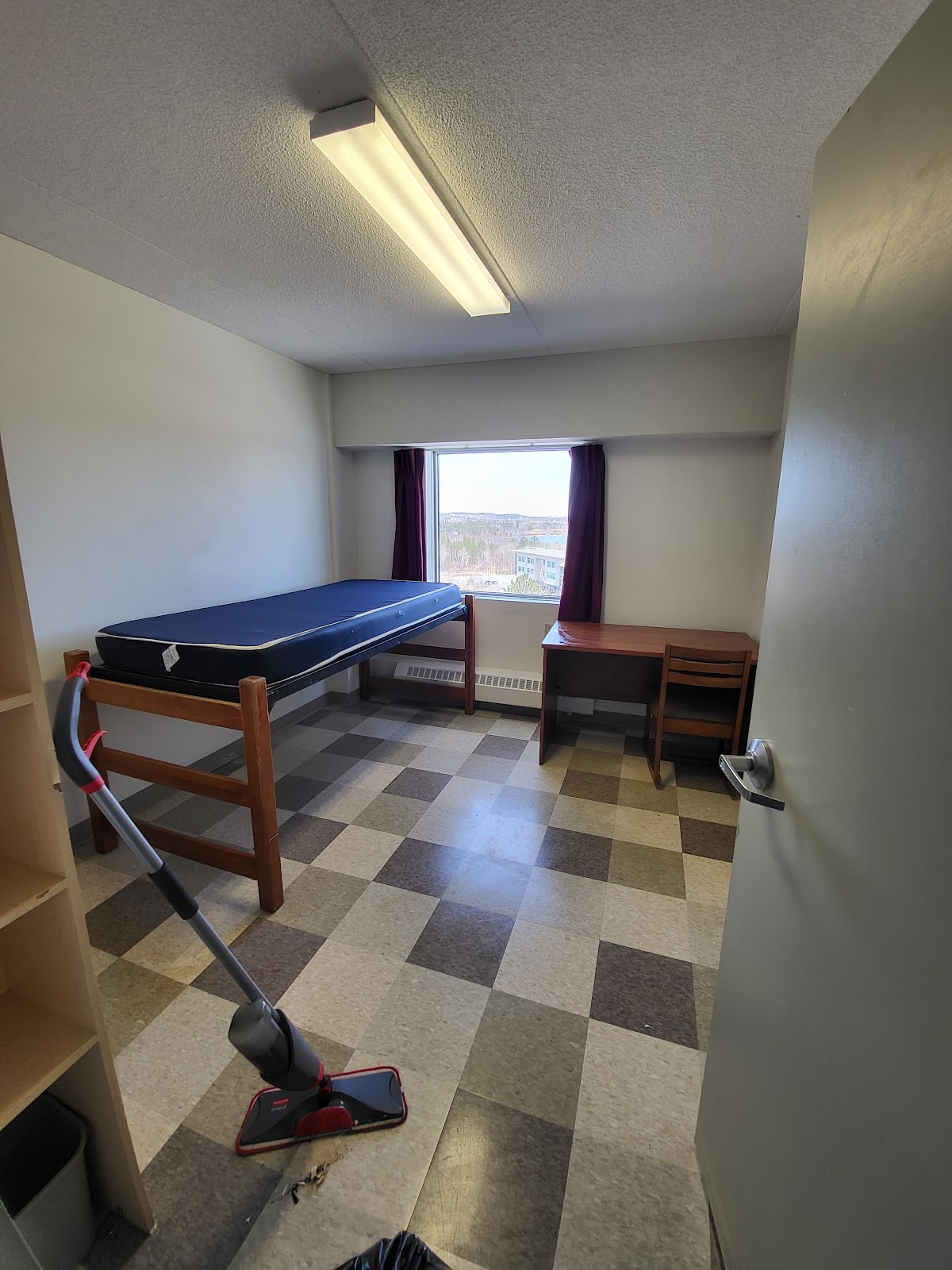 Laurentian University photo 9