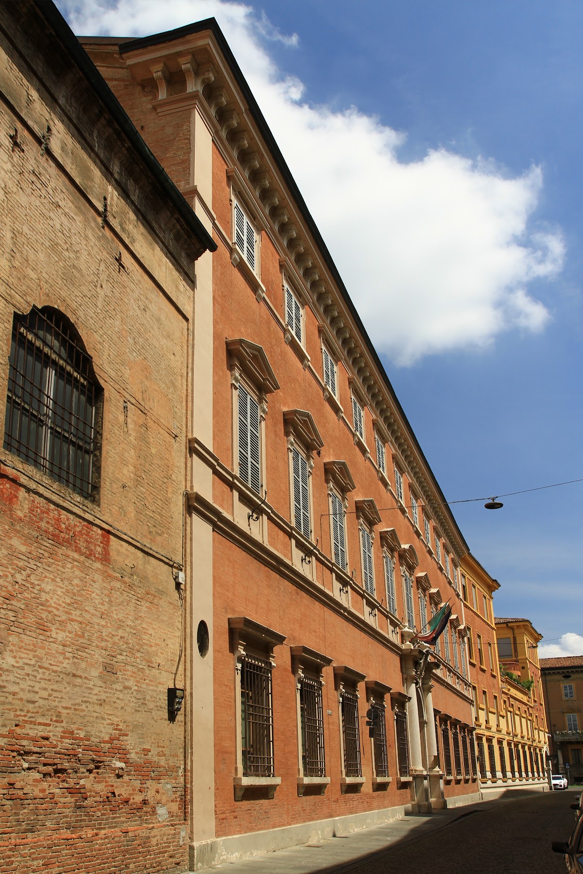 University of Modena and Reggio Emilia photo 8