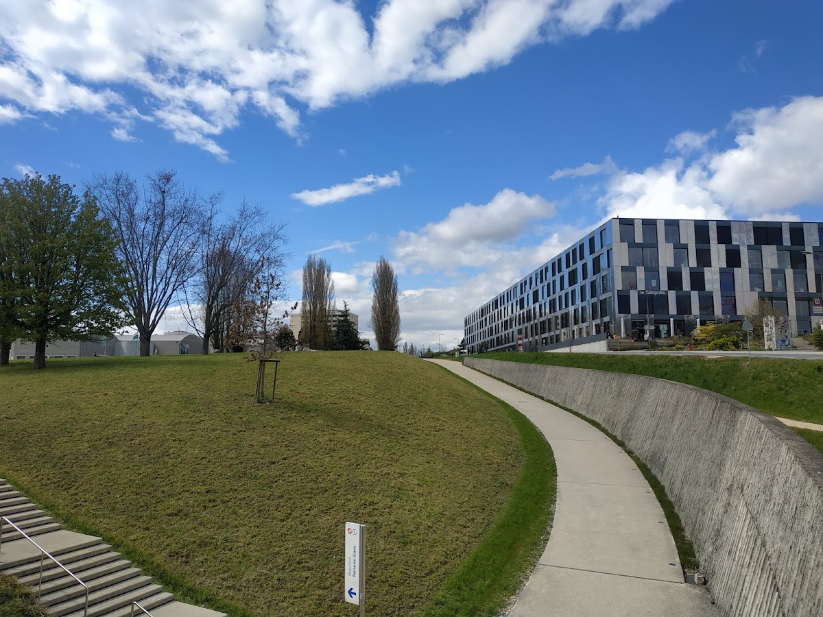 University of Lausanne photo 3