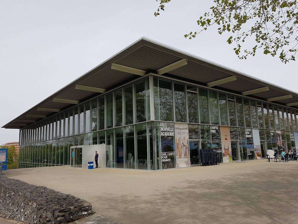 University of Lausanne photo 5