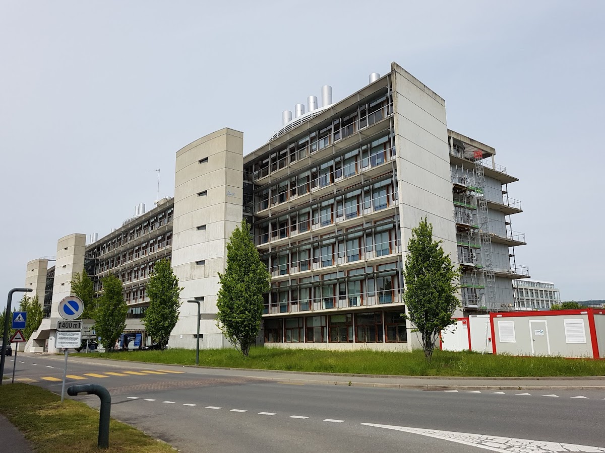 University of Lausanne photo 6