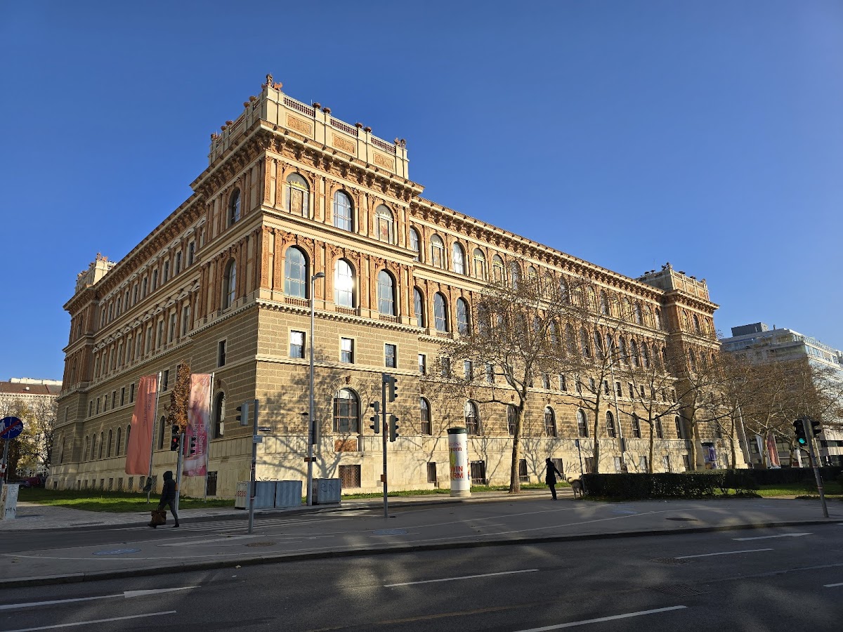 Academy of Fine Arts Vienna photo 4