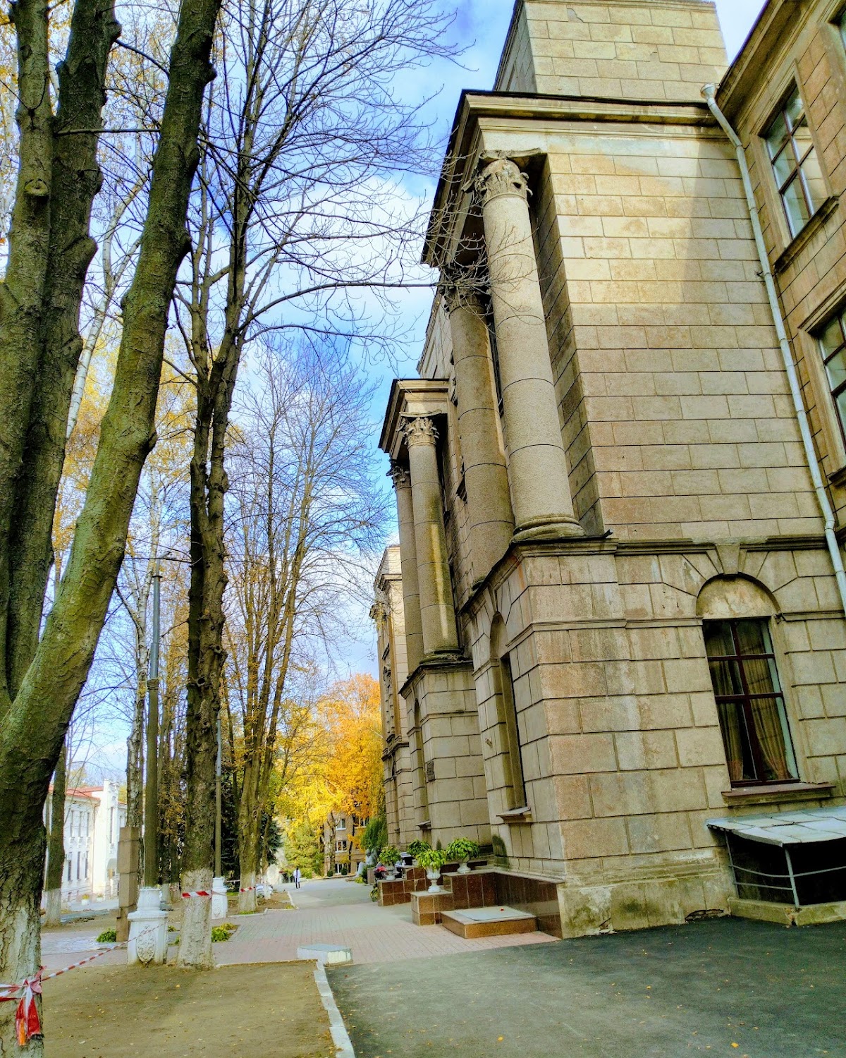Dnipropetrovsk State Medical Academy photo 5