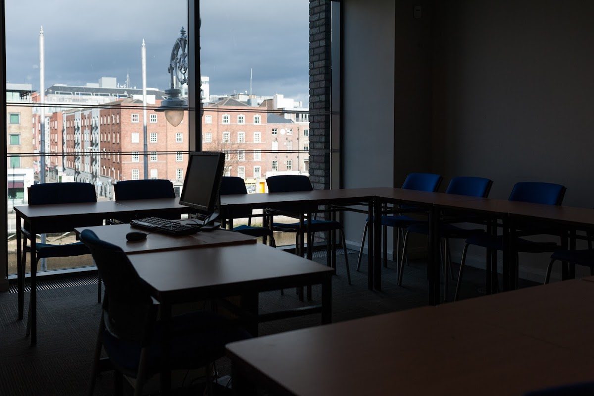 IBAT College Dublin photo 2