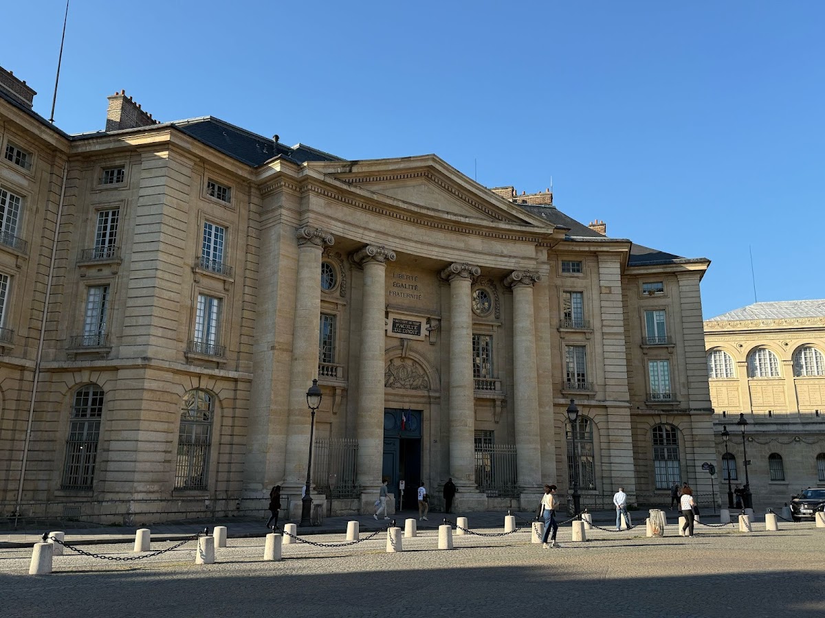 University of Paris Cité photo 2