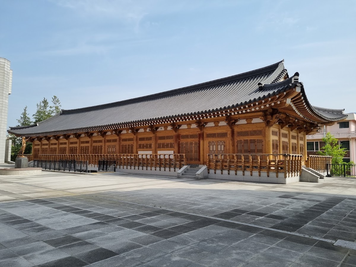 Jeonbuk National University photo 6