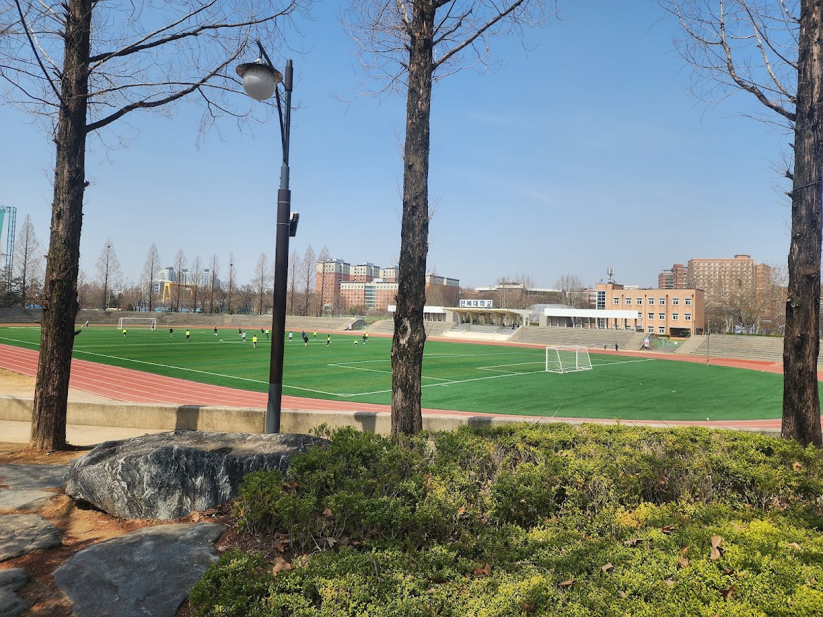 Jeonbuk National University photo 7