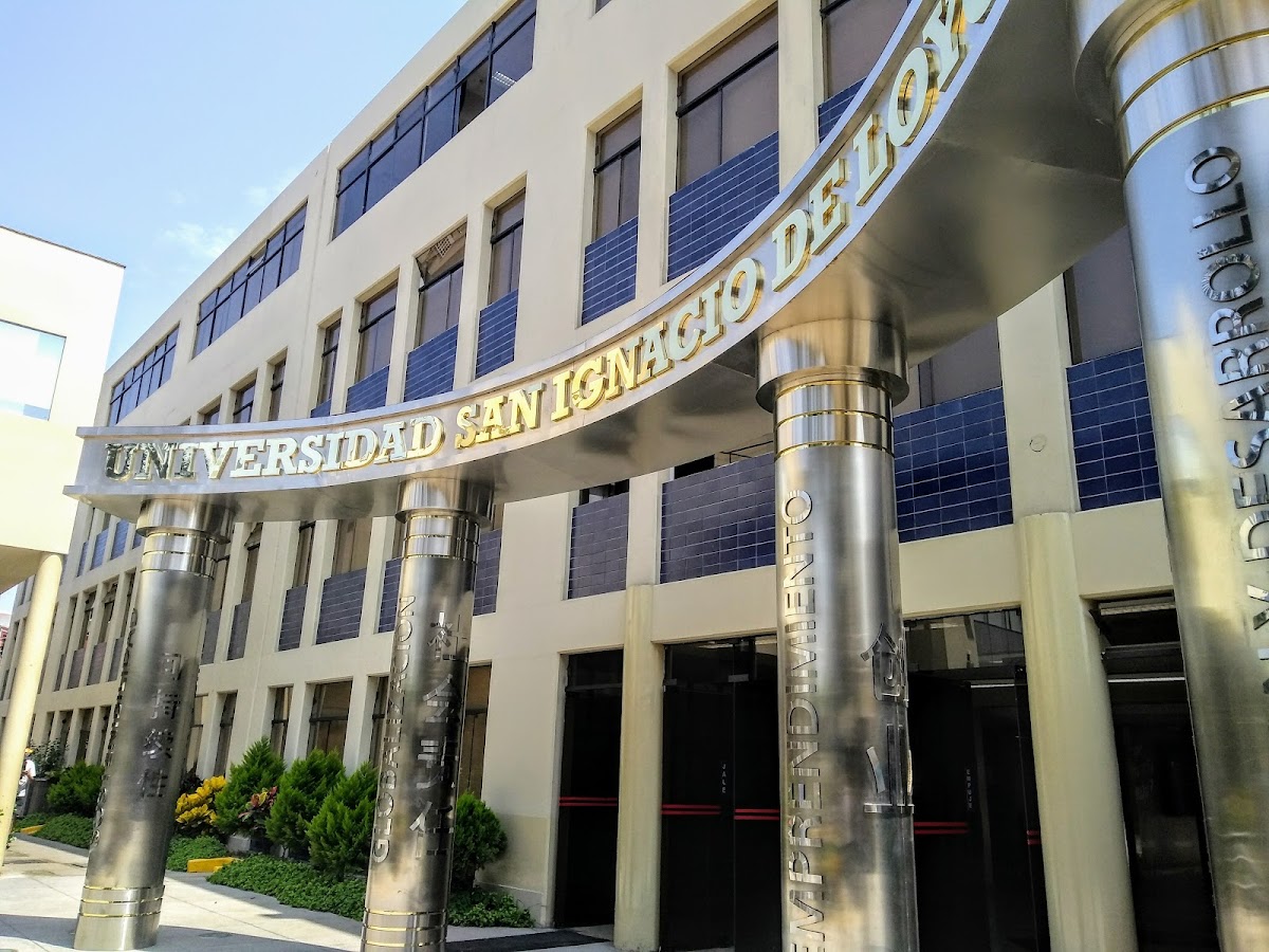 San Ignacio de Loyola University photo 3