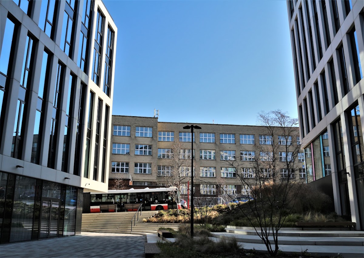 Private College of Economic Studies photo 3