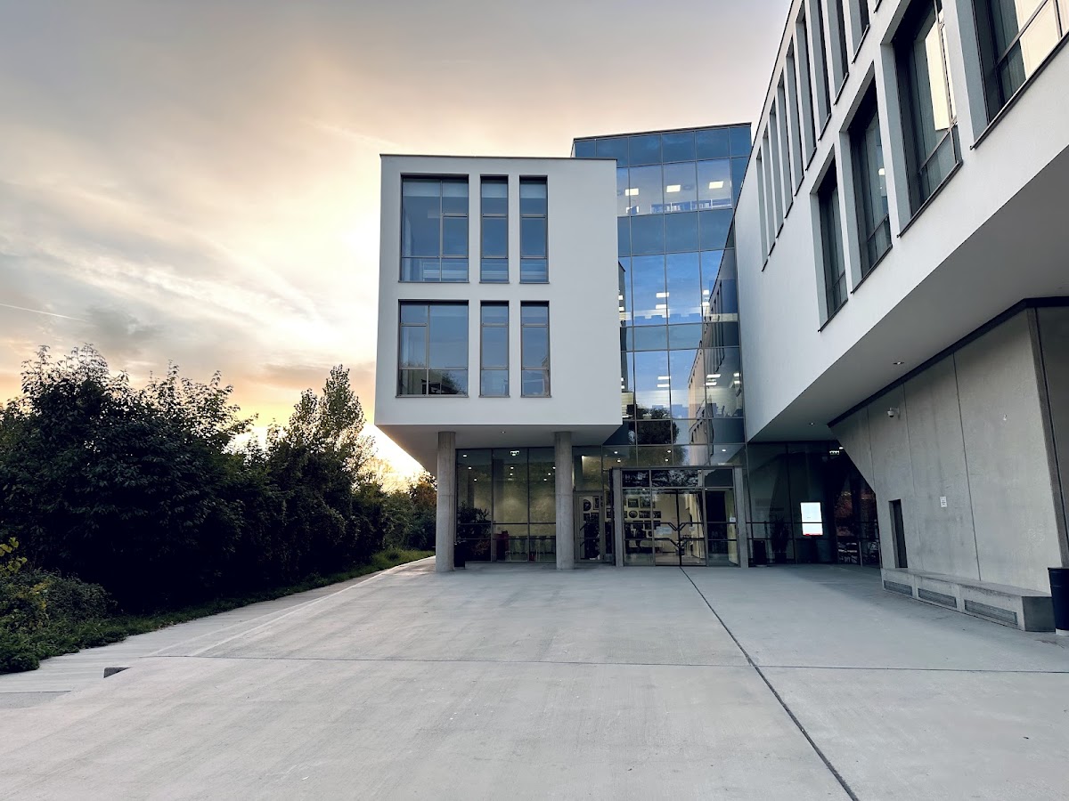 University of Applied Sciences Upper Austria - Steyr Campus photo 7