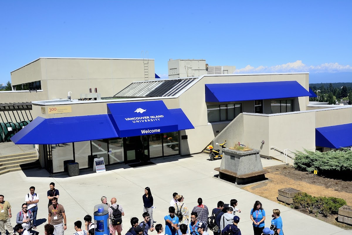 Vancouver Island University photo 2