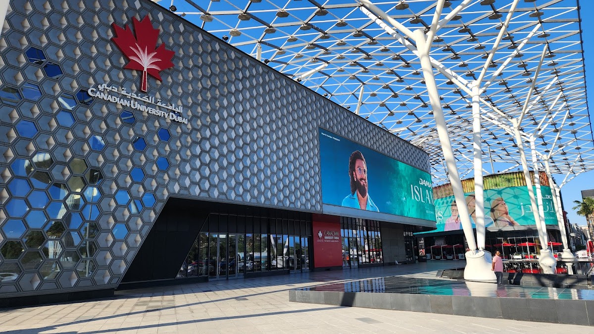 Canadian University of Dubai photo 1