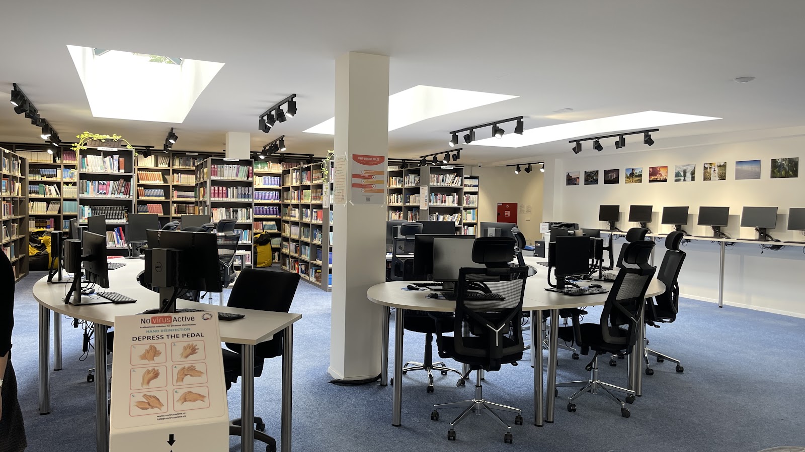 University of New York in Prague