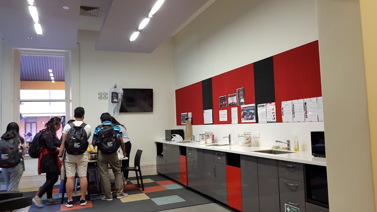 Carnegie Mellon University - Australia photo 3