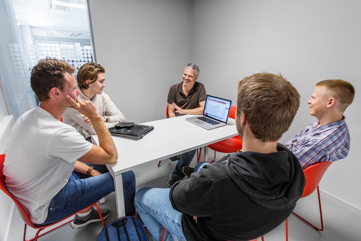 Noroff University College photo 6