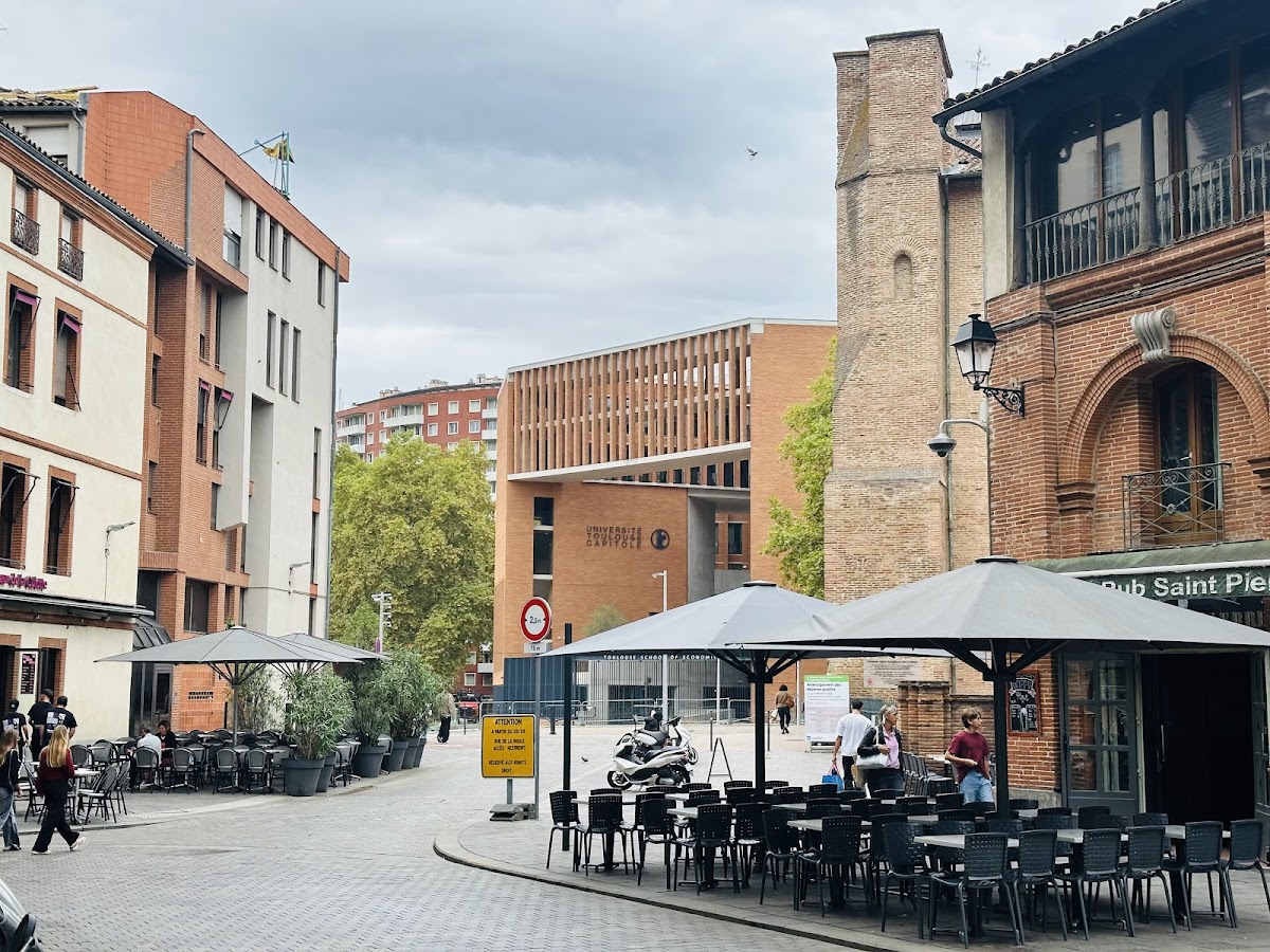 Toulouse 1 Capitole University photo 9
