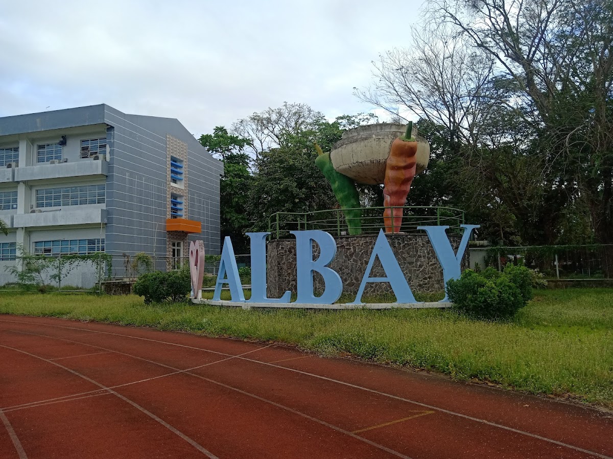 Bicol University photo 4