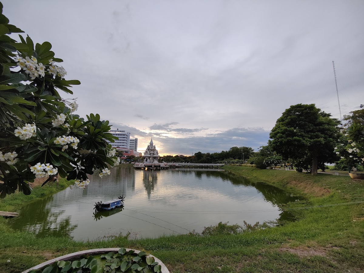 Naresuan University photo 6