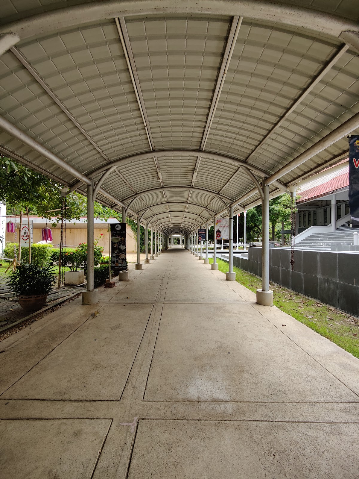 Naresuan University photo 9