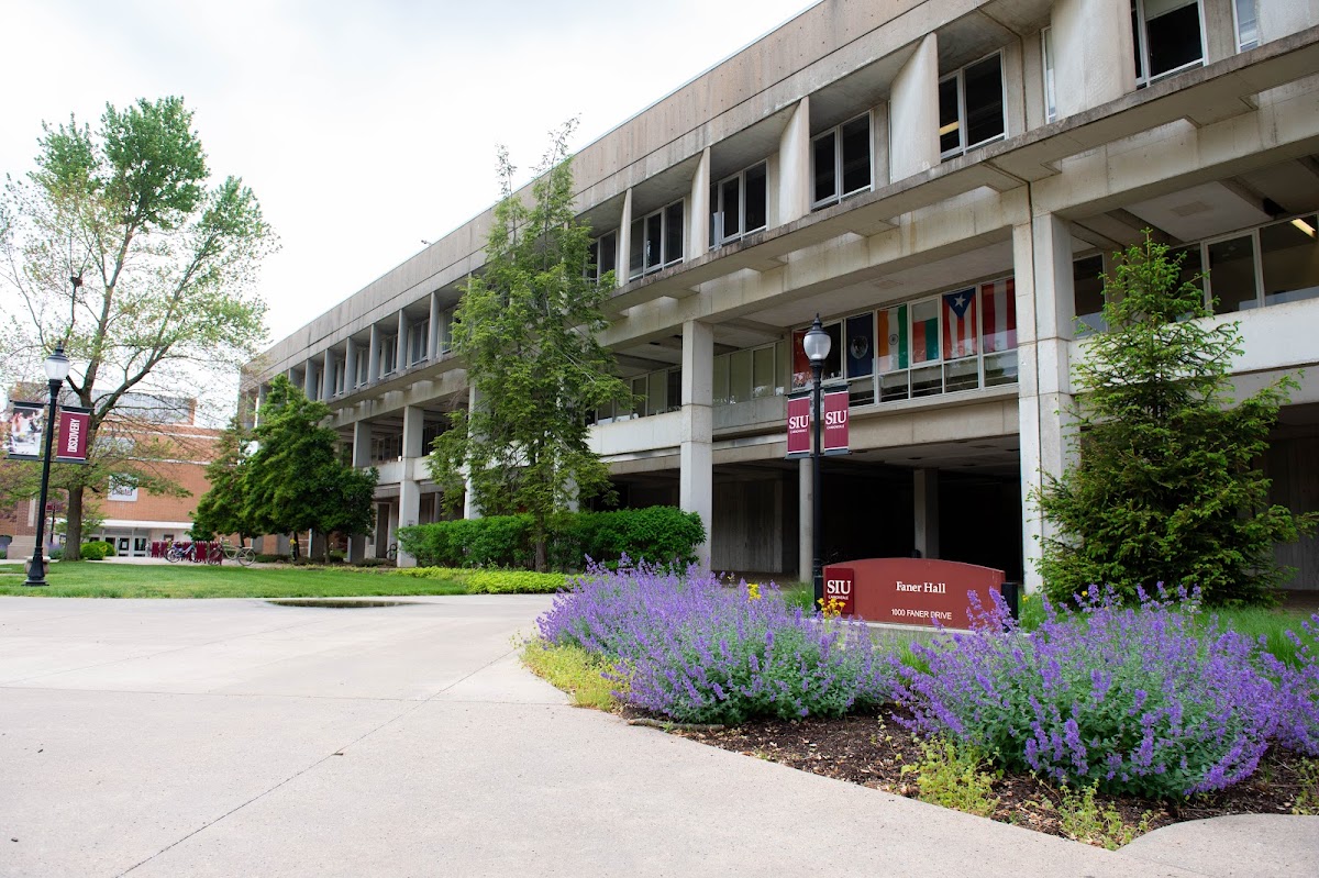 Southern Illinois University Carbondale photo 4