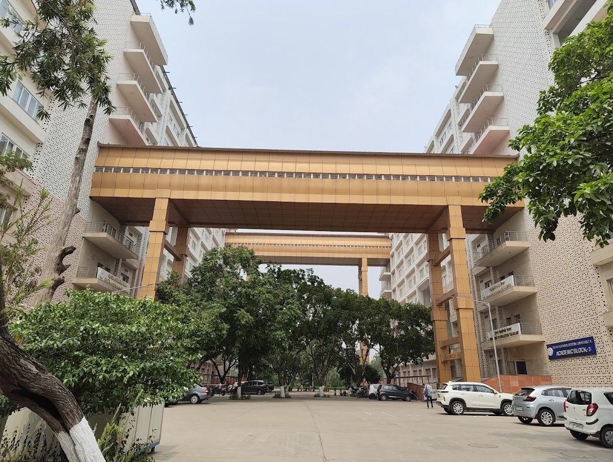 Delhi Technological University photo 7