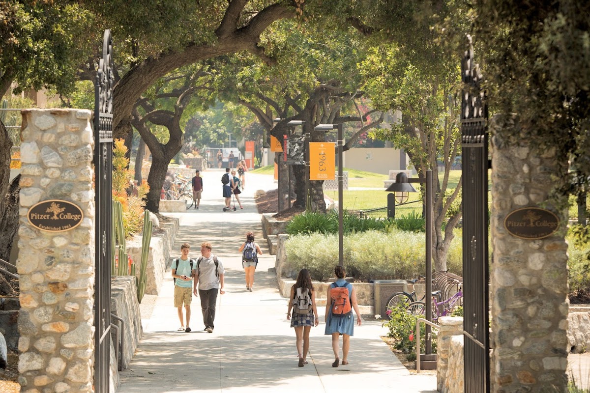 Pitzer College photo 1