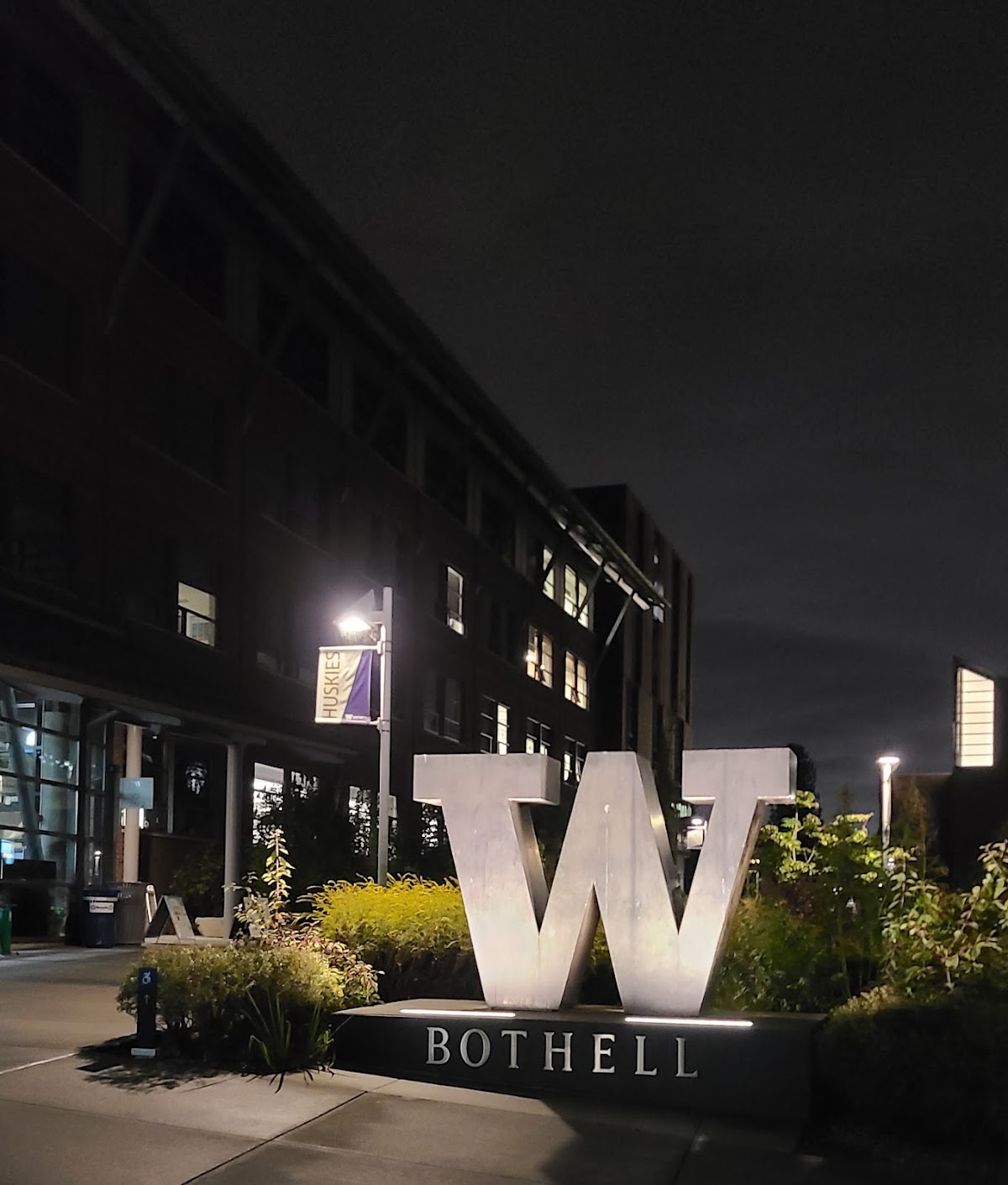 University of Washington Bothell photo 5
