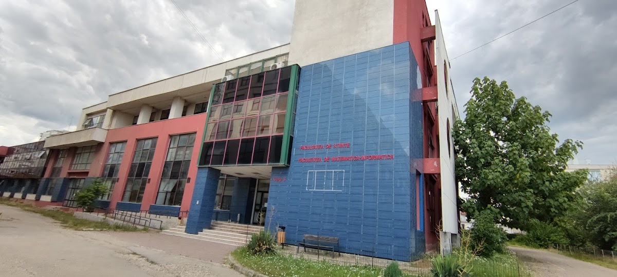 University of Pitești photo 1