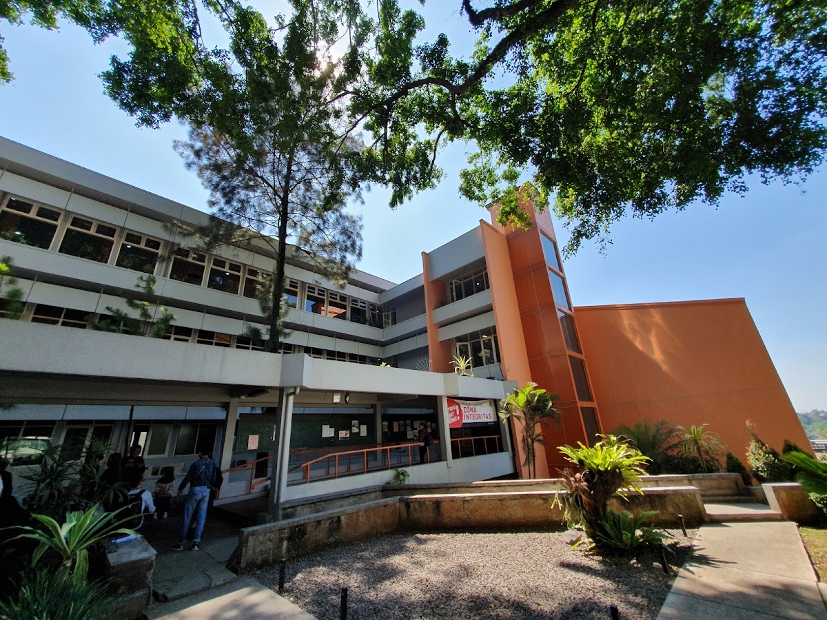 Universitas Katolik Parahyangan photo 2