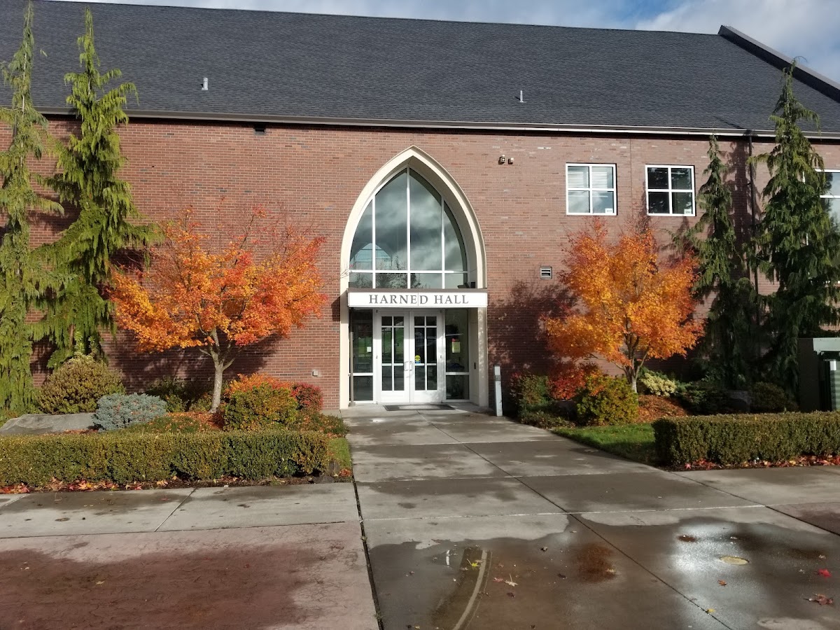 Saint Martins University photo 5
