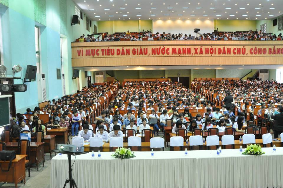 University of Economics Ho Chi Minh City photo 1