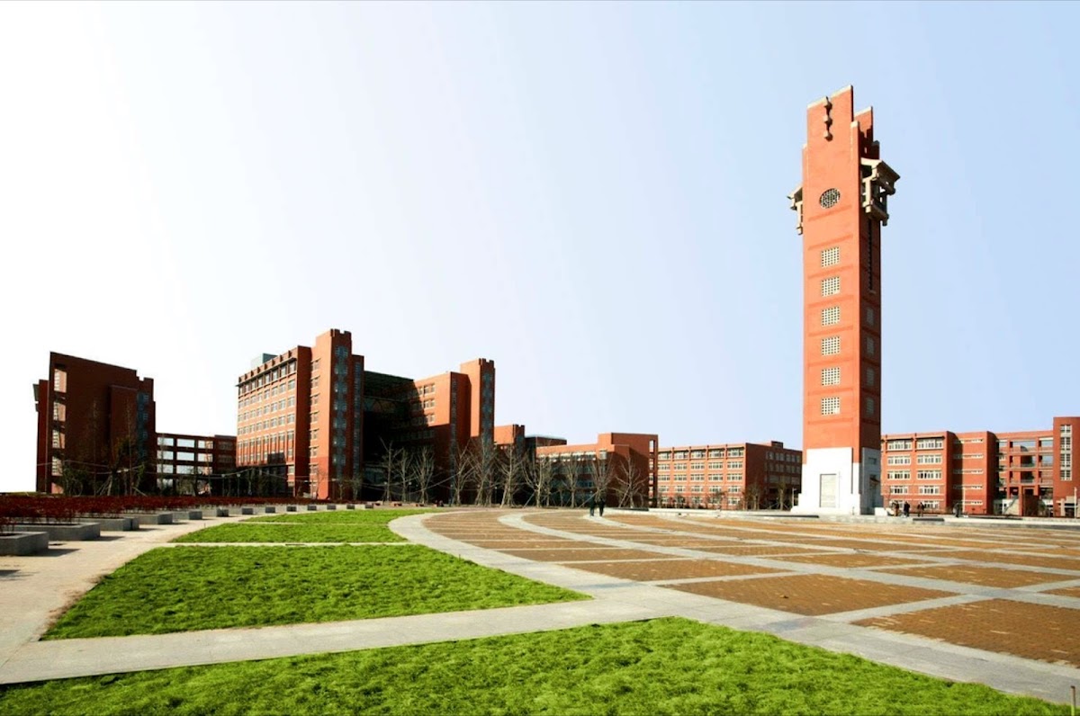Zhengzhou University photo 2