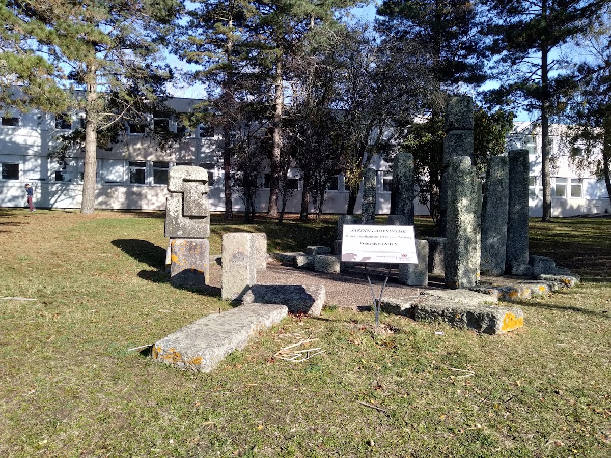 Université de Poitiers photo 4