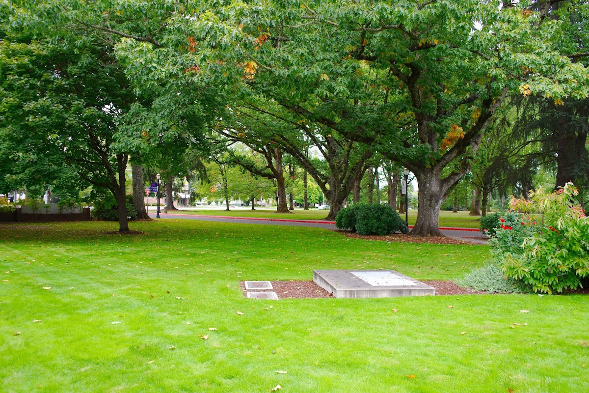 Linfield University photo 4